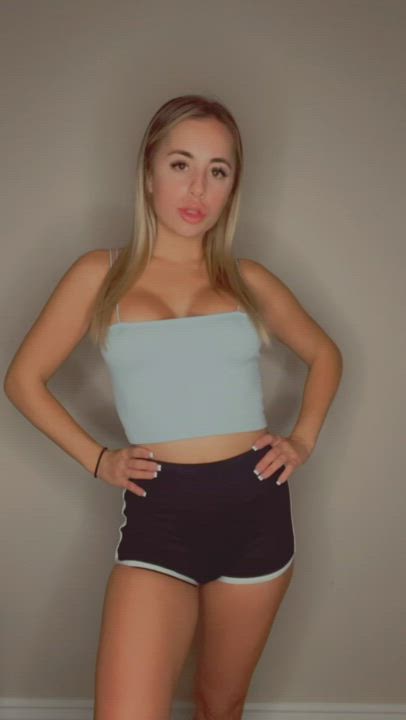 I hope you like what’s under my top ☺️
