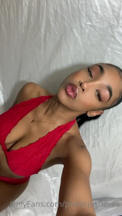 Check link in comments for her content????