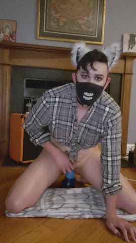My new toy feels so good <3