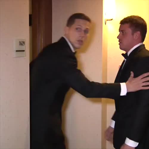 Watch The Groomsmen | Str8toGay