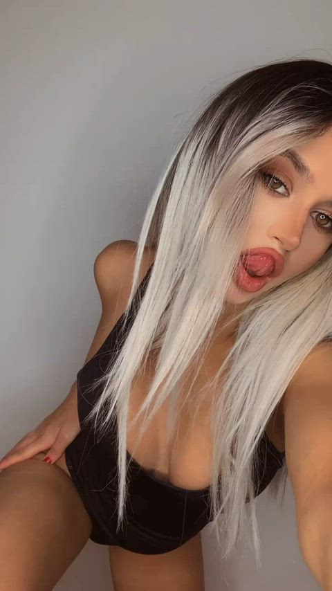 18 years old anne lia horny innocent latina onlyfans petite pornstar tongue fetish