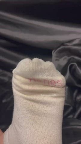 Do my dirty ankle socks turn you on?🤤