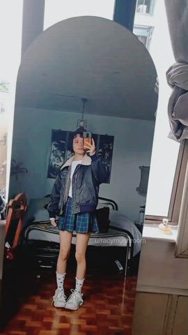Hi, I'm a tiny Asian girl with pierced nipples! <3