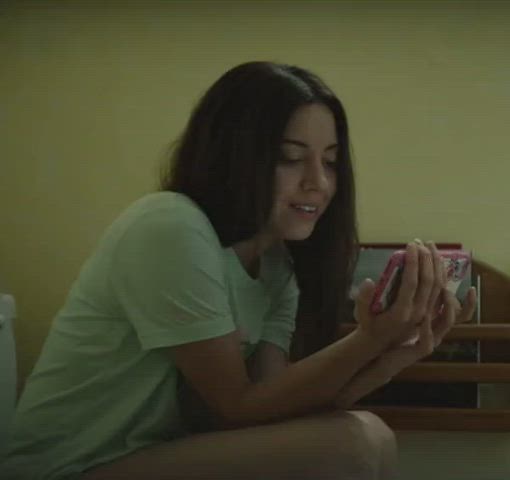 aubrey plaza brunette celebrity gif