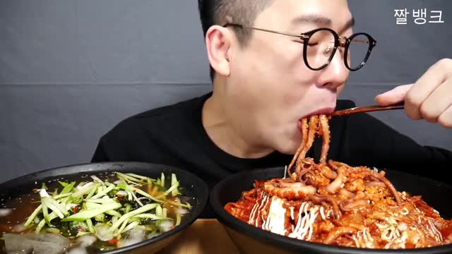 가르마마_매운낙지덮밥 오이미역냉국 요리 먹방-3