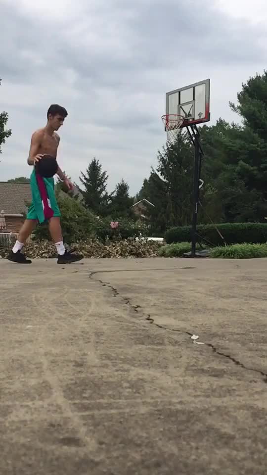 Practice practice practice.?‼️ #foryoupage #sports #talent #trickshot @tiktok