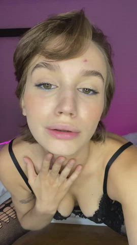 18 years old brunette onlyfans stockings teen gif
