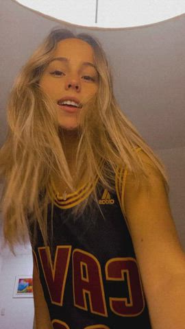 only react if you would cum on my body