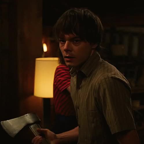 Charlie Heaton as Jonathan Byers in Stranger Things 3