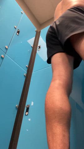 Post run locker room daily dose of my behind 😉