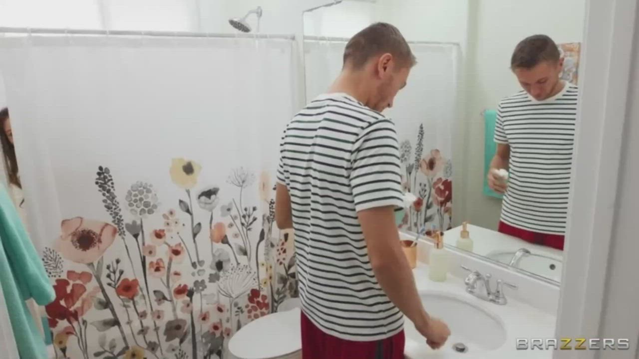 Paige Owens - Prank Battle