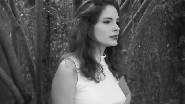 Olivia Applegate - Issue Magazine Go-See interview (2015) - part 3 -  pokies in snug