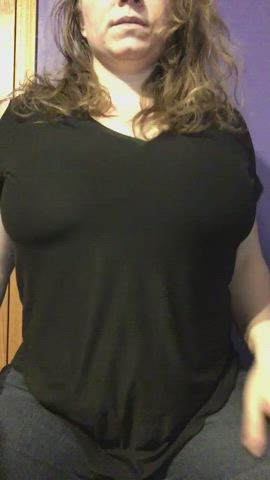 It’s Titty Drop Tuesday! 💋💋 Enjoy the soft drop today. They were feeling