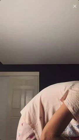 Downblouse Natural Tits Small Tits gif