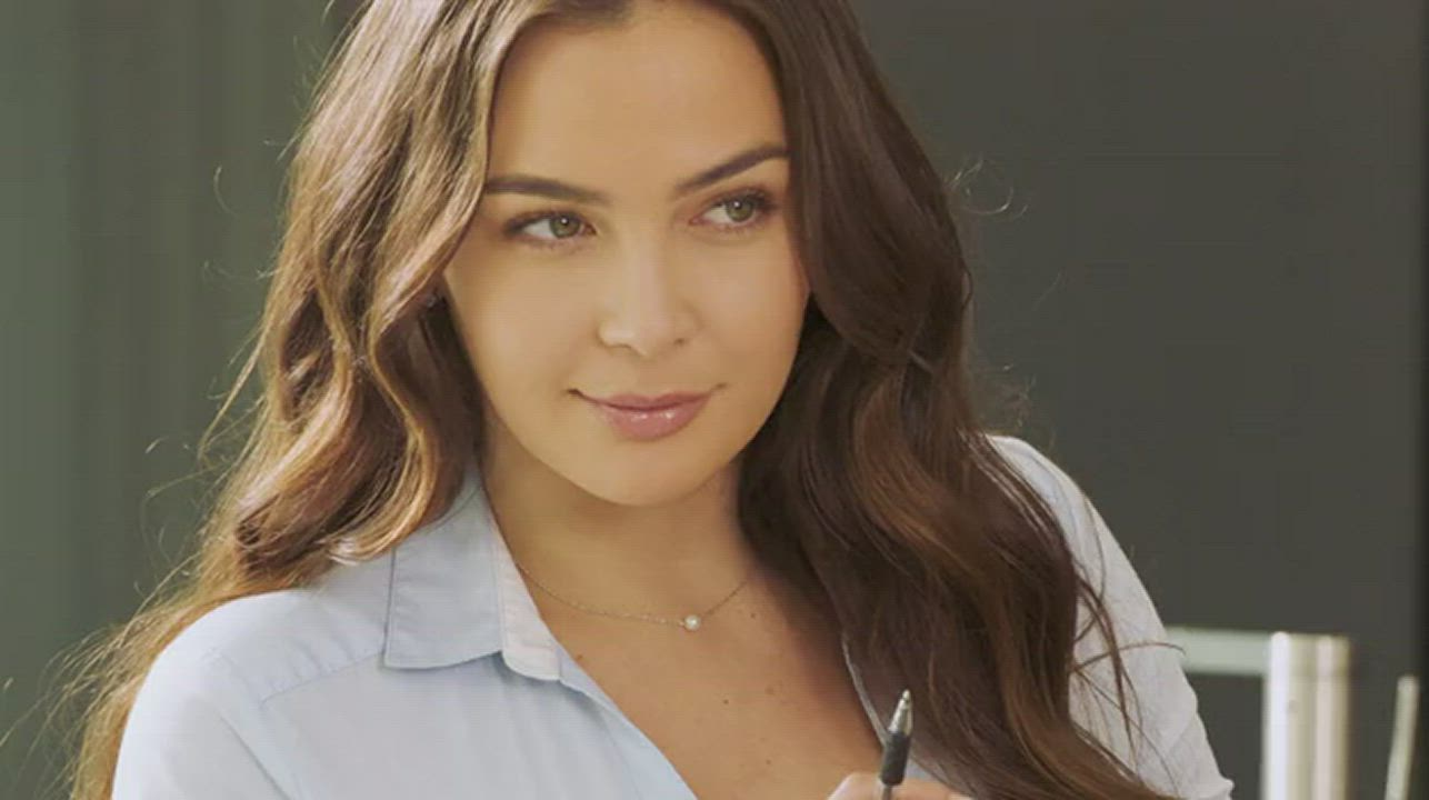 Blair Williams - In The Moment