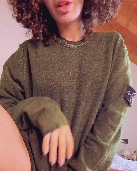 Rub my clit while you fuck my pussy and make me cum all over you.