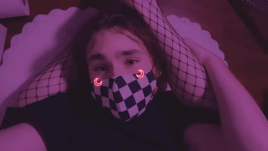 i wonder if we could fuck in this position 🫢🥰 18m