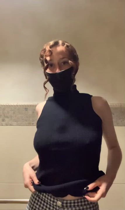 [OC] do u think my coworkers want to see my jiggly tits ?