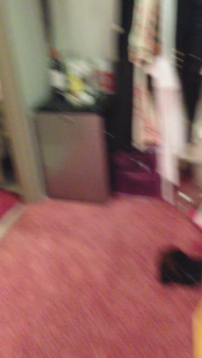 Kaley Cuoco gif