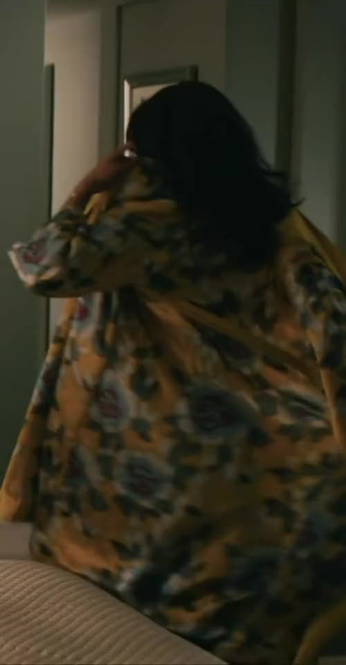 Rosalind Eleazar in Deep Water (TV Mini-Series 2019– ) [S01E02] - Cropped - Tracking