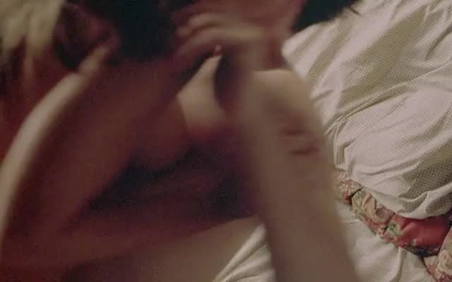 Cerina Vincent works her amazing body on some random guy in "Cabin Fever"