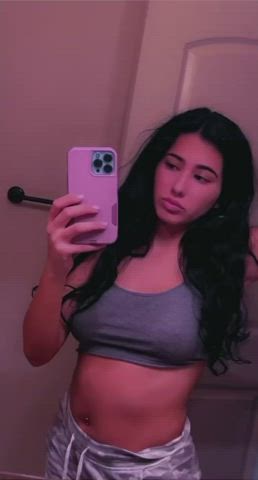 body latina lips tits gif