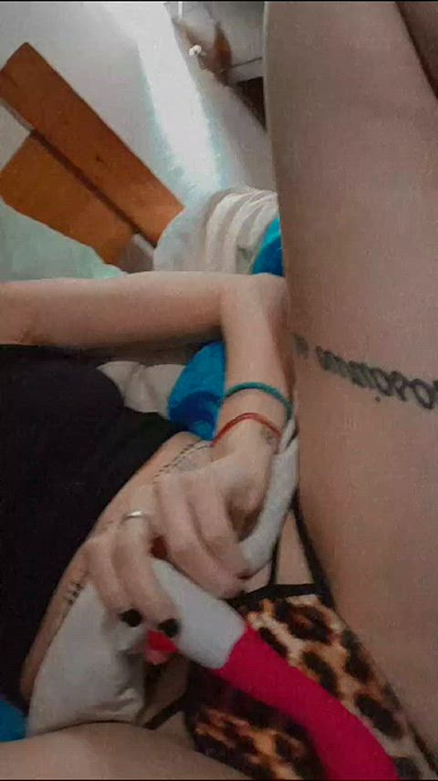 From 1 to 10 how do you like my animalprint panties? And my dildo rosaro? 30 different