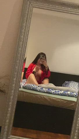 Wanna stretch me out and fill my body up?