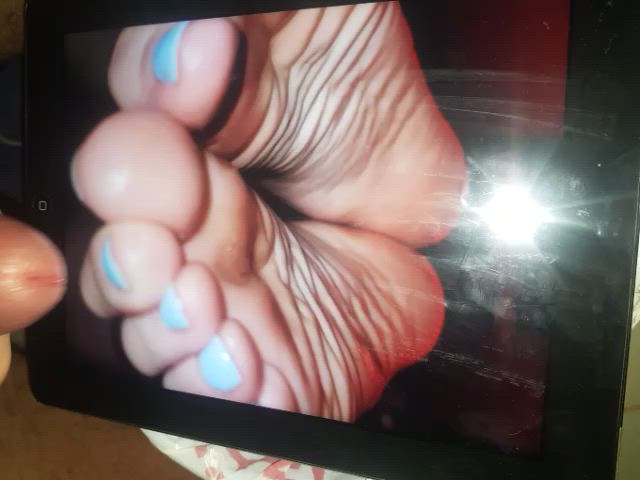 cum cumshot feet gif
