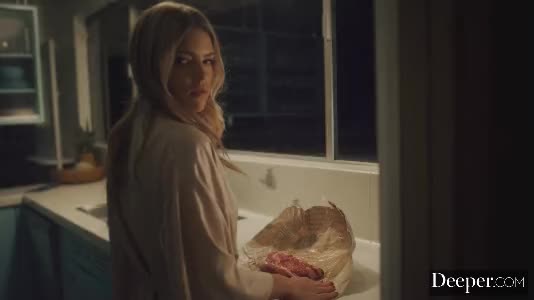 deeper.19.12.05.leah.lee.mp4 20191206 224120