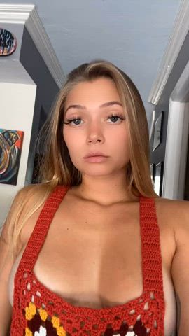 i knitted this top myself, how do you like it?;)