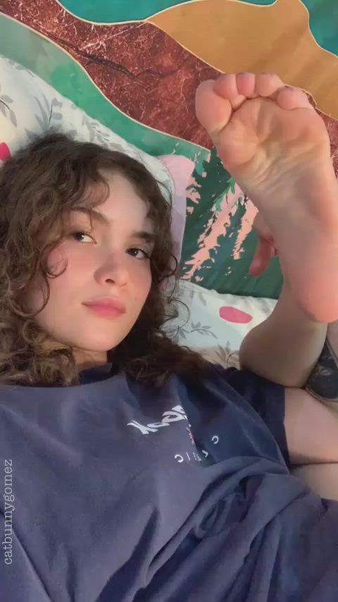 cute feet foot fetish soles toes gif
