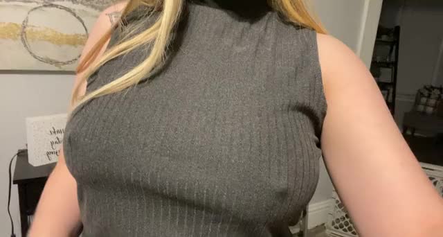 Just an after work titty drop [OC]
