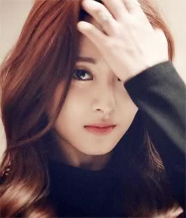 TWICE (트와이스) - Tzuyu (쯔위) - Photo - CF - LG - Sexy Elevator - (1)