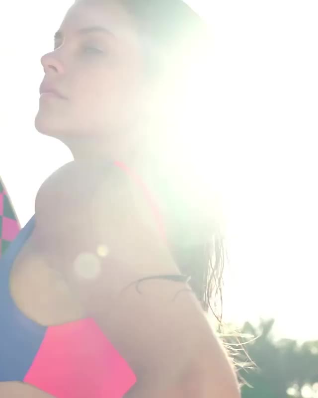 si swimsuit 49985365 370154636883155 5832101224693891072 n