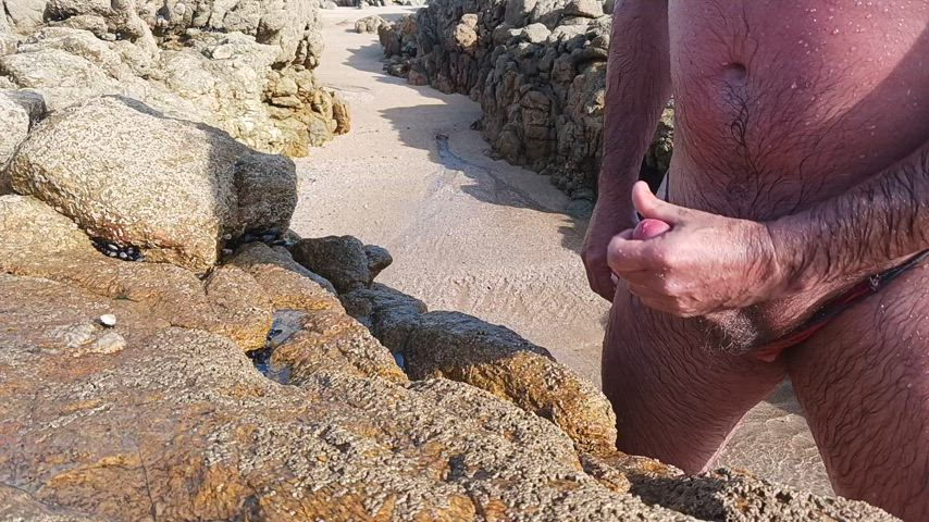 Enjoying the sun and the beach. Bator & cum