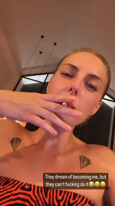 milf natural tits onlyfans solo teen tits gif