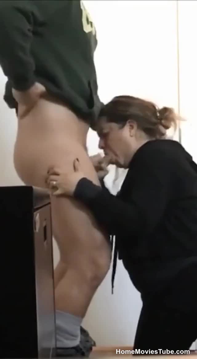 BBW stepmom blowing him good