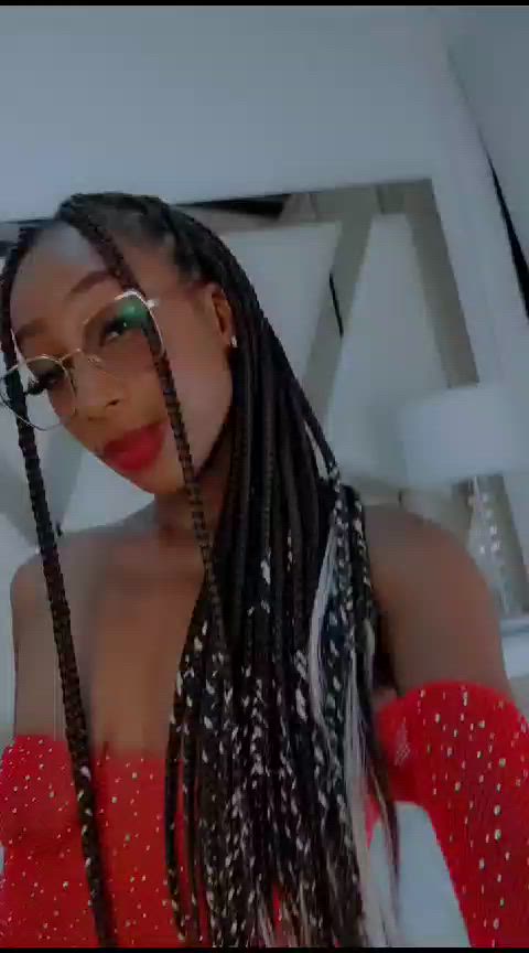 chaturbate ebony facial latina natural tits petite public stripchat stripper teen
