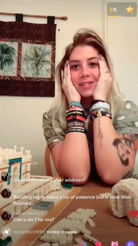 Candid_Nipslip #335