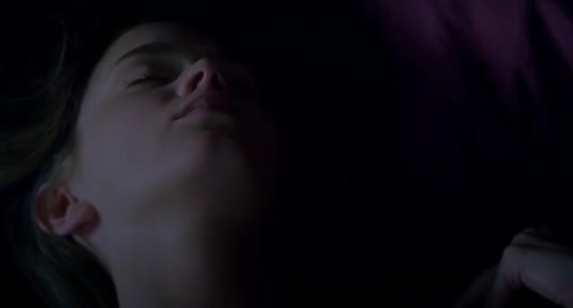 Emily Blunt topless in My Summer of Love (1080p)