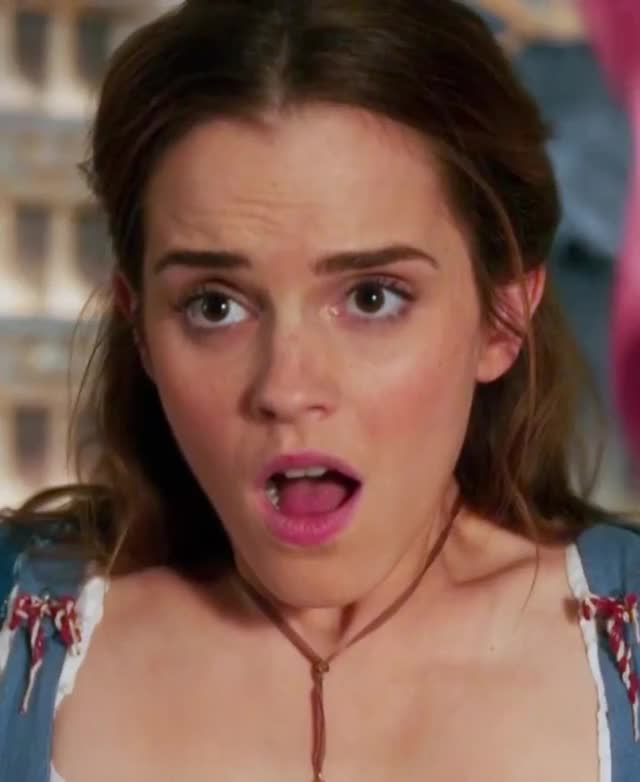 Emma Watson Beauty and the Beast (1)