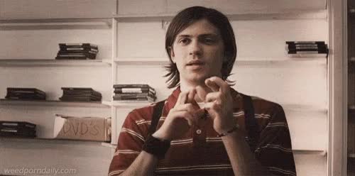 Clerks 2 - fingers crossed