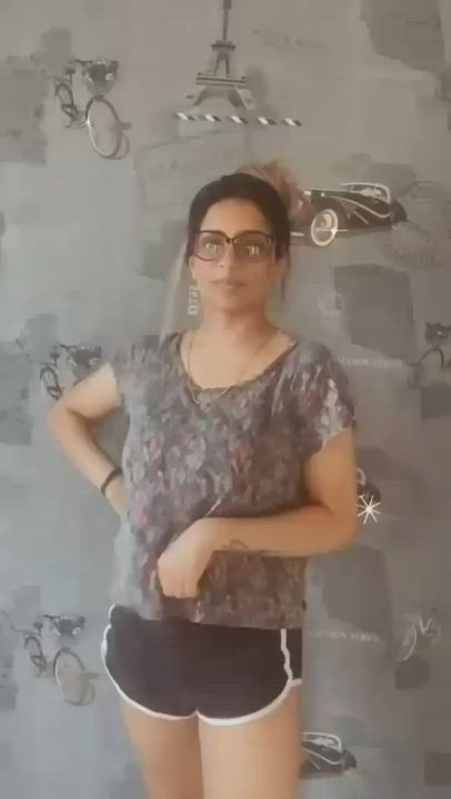 RedGIFs. Who is this? Need id.