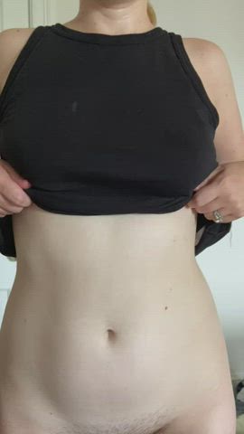 My husband has been trying to get me to post titty drops for so long. Finally doing