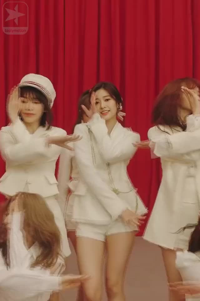 IZ*ONE 'La Vie en Rose' M/V Minju