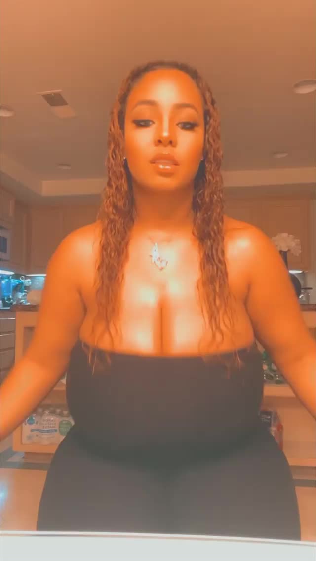 BBW gif
