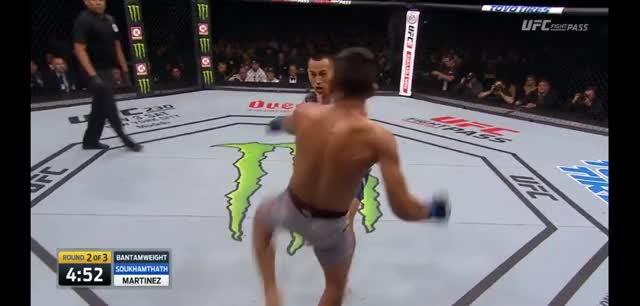 Martinez |Soukhamthath| Smothers kicks & flurries to cage
