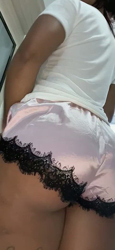 ass big ass freeuse mexican shorts teen gif