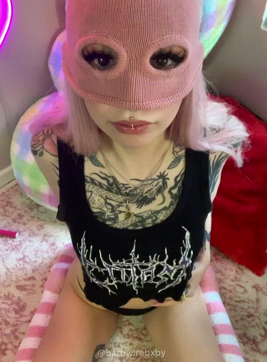 do you like my bunny mask? <3